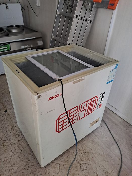 Продам морозильник. Срочно.