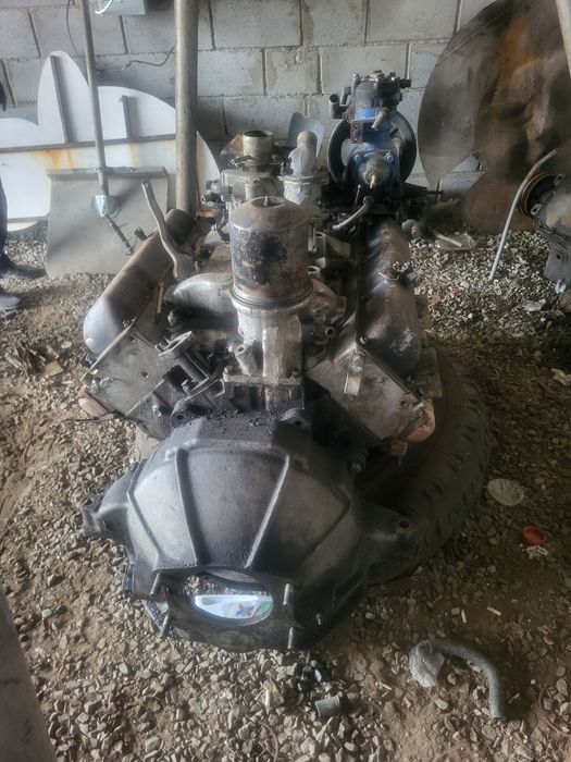 Продам двигатель на Зил