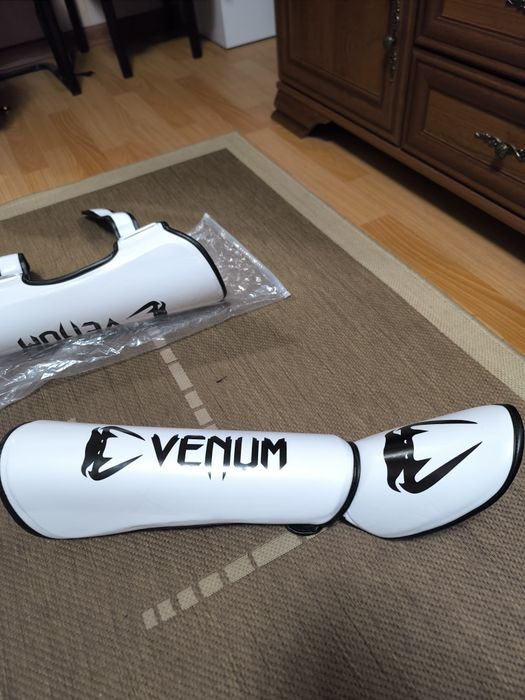 Щитки для ММА Venum XL