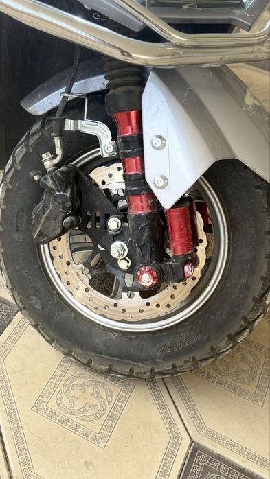 Электроскутер , электромопед