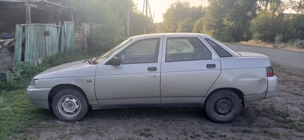 Продам ваз 2110 нахаду энжектор
