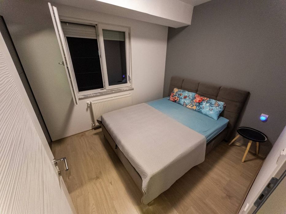 Дава се под наем Двустаен апартамент в София, Люлин 10 - 77 кв.м за 382.5 € - Снимка #2