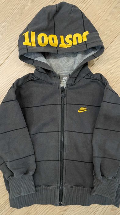 Детски суитшърт с цип и качулка, горница Nike 110-116 см, 5-6 години
