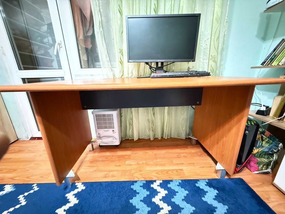 Бюро Маса за компютър. Бургас