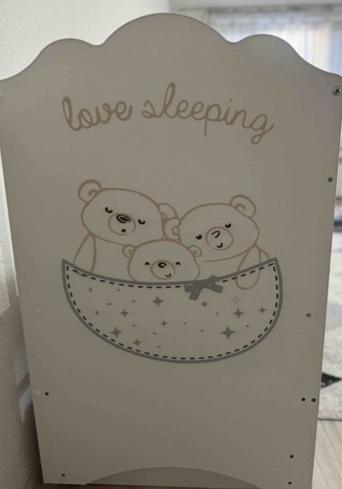 Продам кроватку детскую