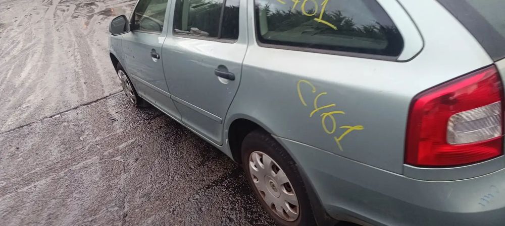 Dezmembrari / Dezmembrez Skoda Octavia 2 Combi (1Z5) 1.2 TSI CBZB cutie viteze manuala cod culoare LF7W