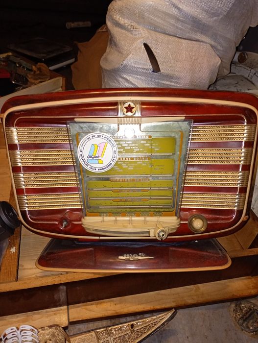 Radio vechi zvezda  54 URSS – radio vintage cu lampi – anii 50 – colec