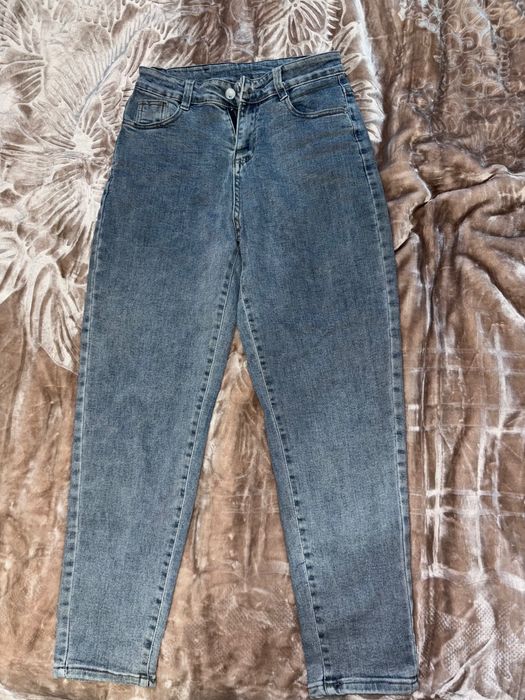 Продам женскую одежду