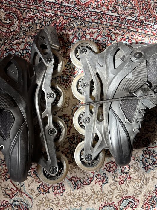 Роликовые коньки