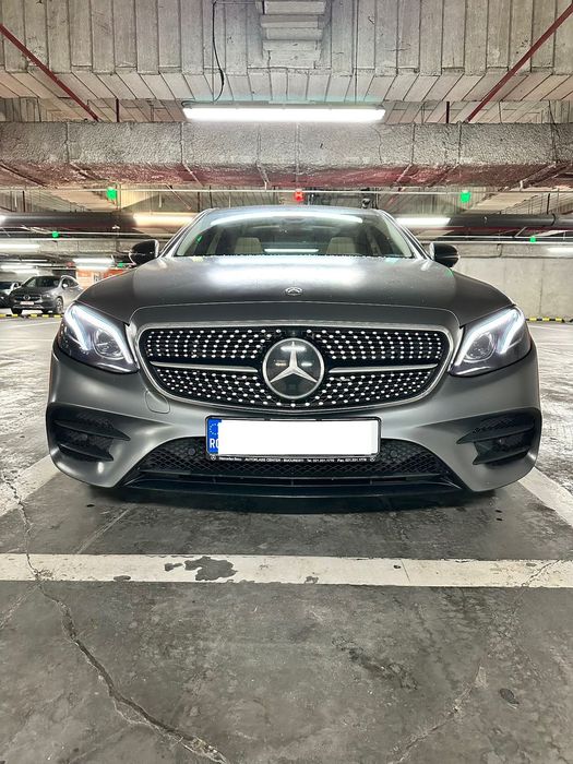 Mercedes-Benz E