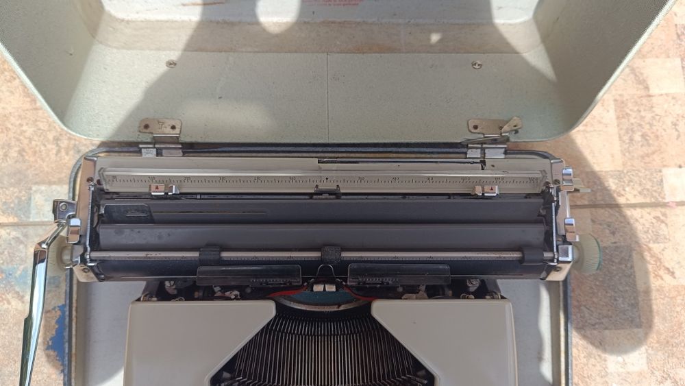 Masina de scris Olympia sm8