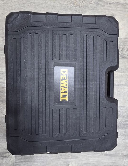 Набор элетроинструментов DeWalt