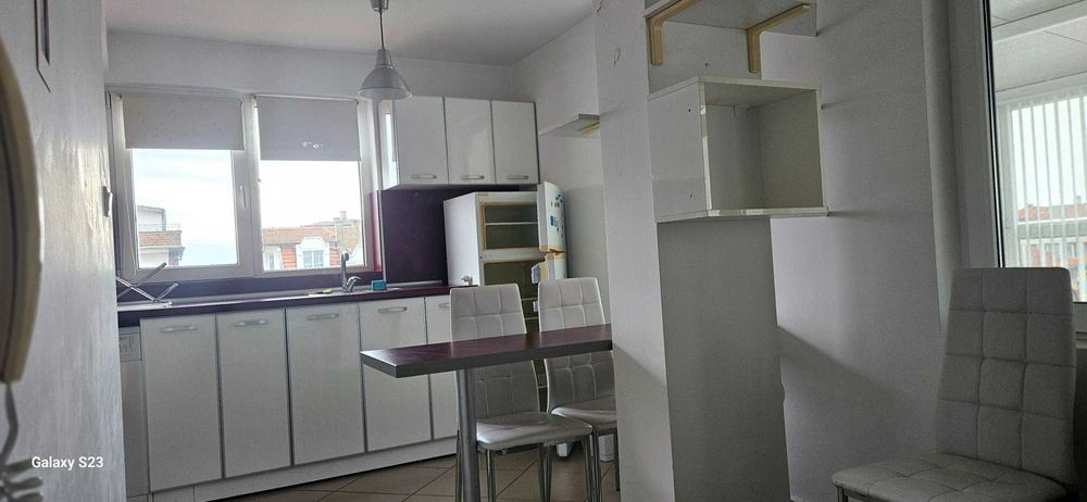 Апартамент в Поморие