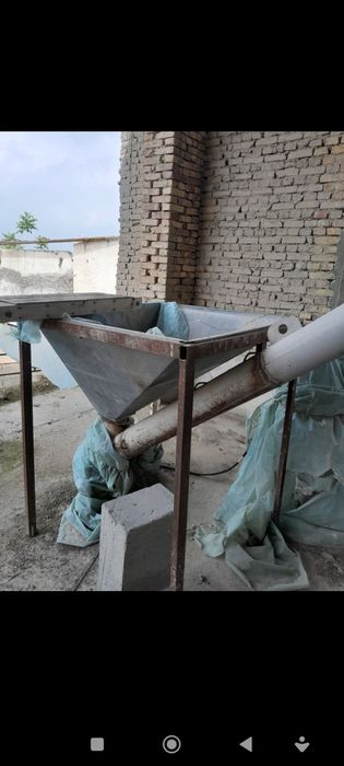 Gazablok chiqarish uskunalari sotiladi.
