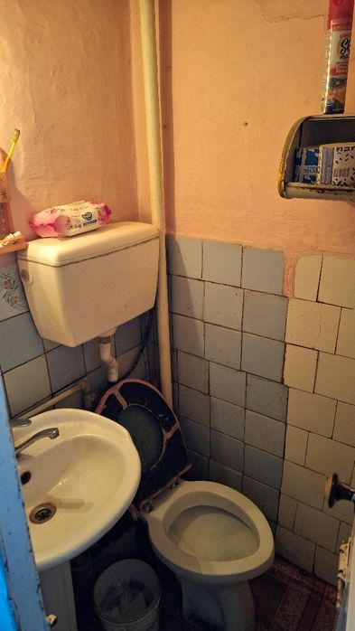 Продаётся 2 комнатная квартира