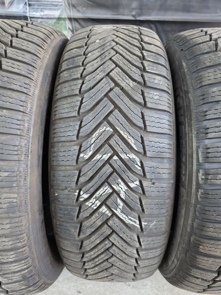 225/55/17 MICHELIN 4бр
