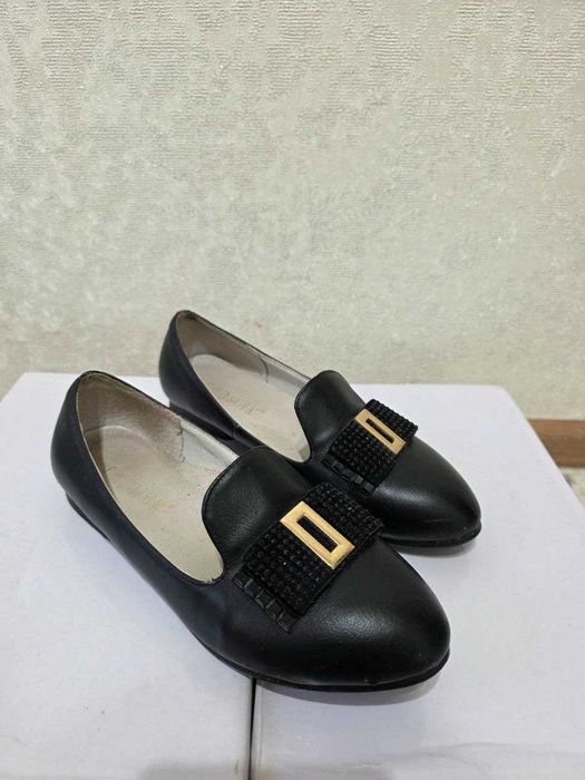 продам детскую обувь