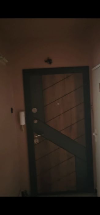 Продава се Четиристаен апартамент в Сливен, Център - 100 кв.м за 612 €/кв.м - Снимка #2