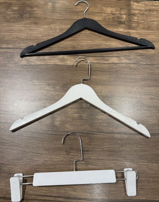 Вешалки для одежды и брюк
