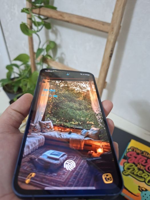 SAMSUNG A55  hech qachon ustaga olib borilmagan.