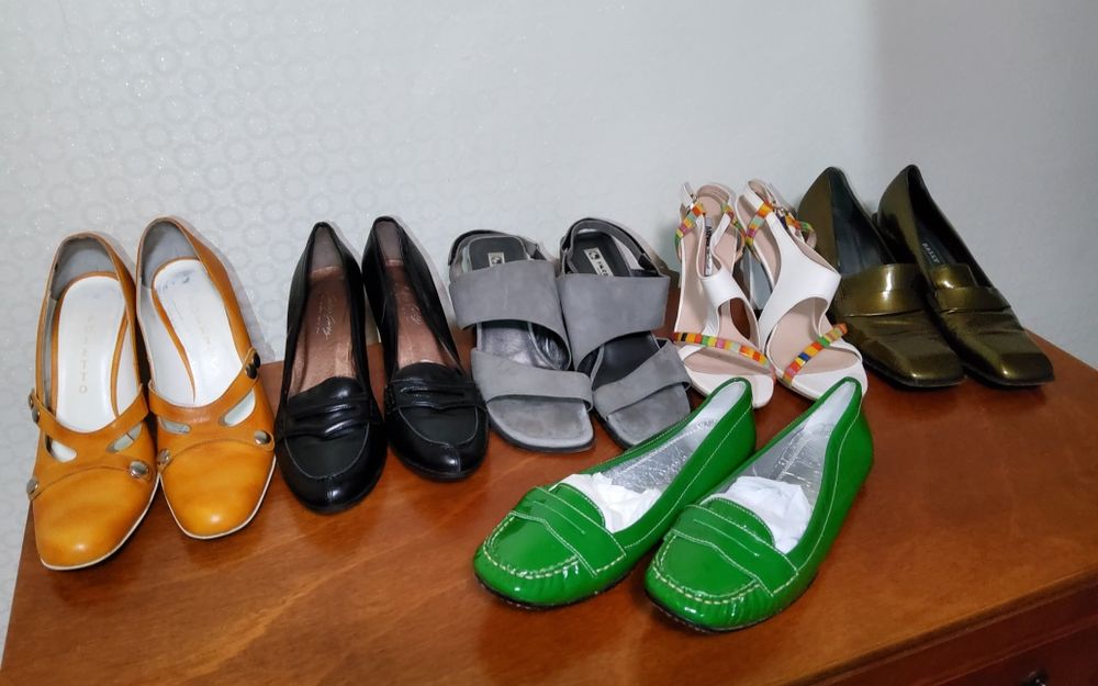 Продам женскую обувь