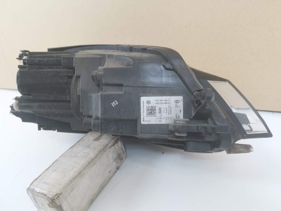 Ляв фар Халоген Фолксваген ВВ Голф 7 [фейслифт] Оригинален В добро със