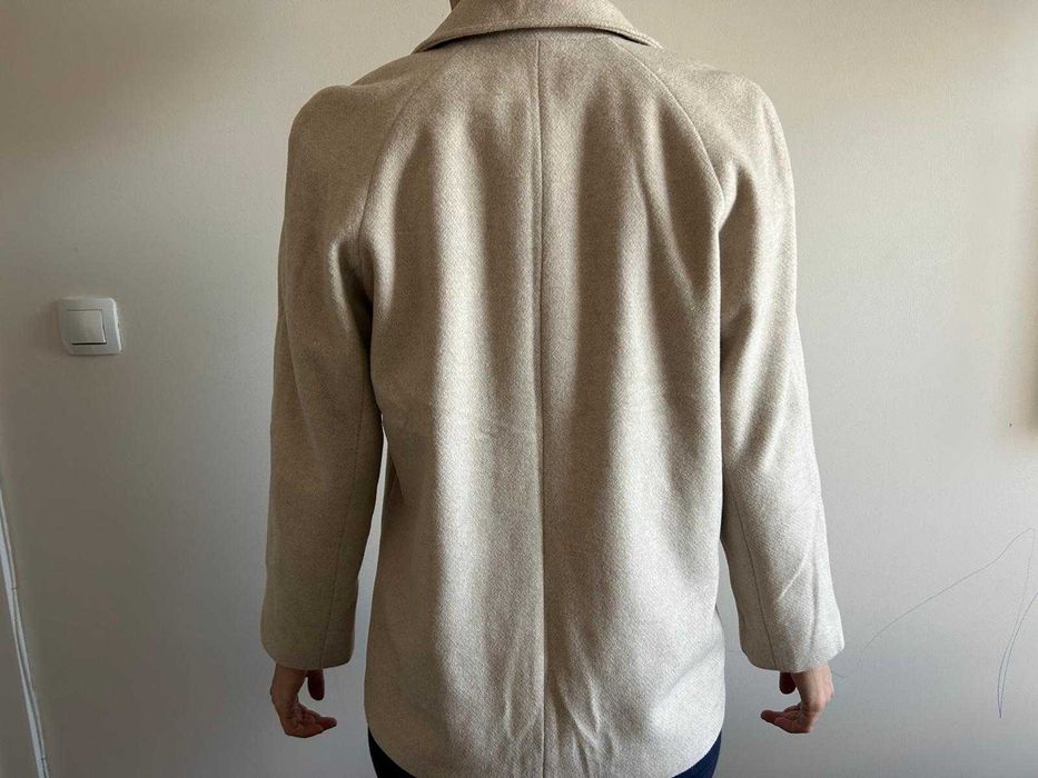 Палто стилна жена