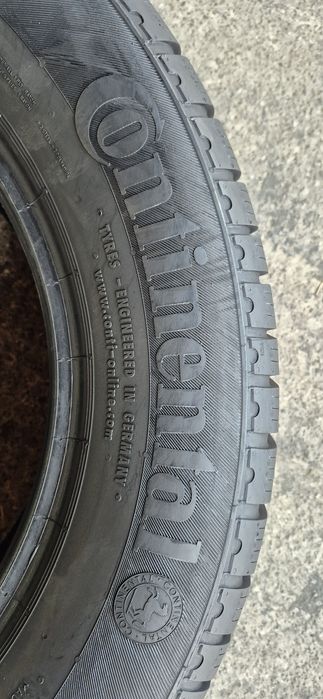 4 anvelope iarna ca noi Continental 235/60/17.Pretul este pe bucata