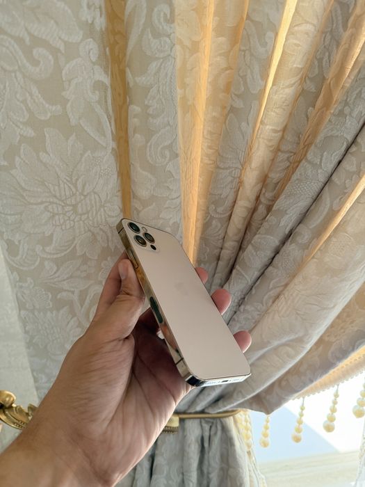 iPhone 12 Pro 128Gb - В отличном состоянии