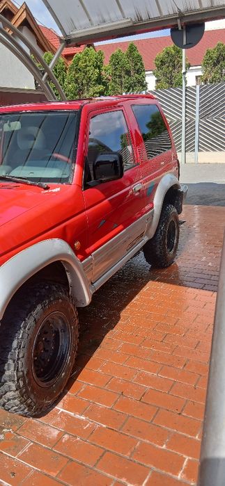 MITSUBISHI Pajero 1993 — imagine 4
