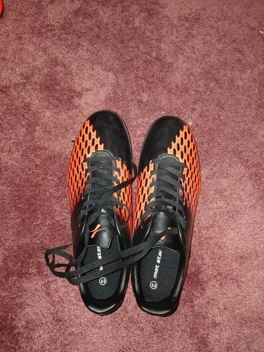 Бутонки и стоножки - оригинални нови