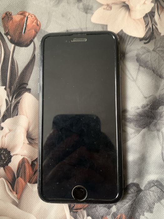 Iphone 8 нету гарантия