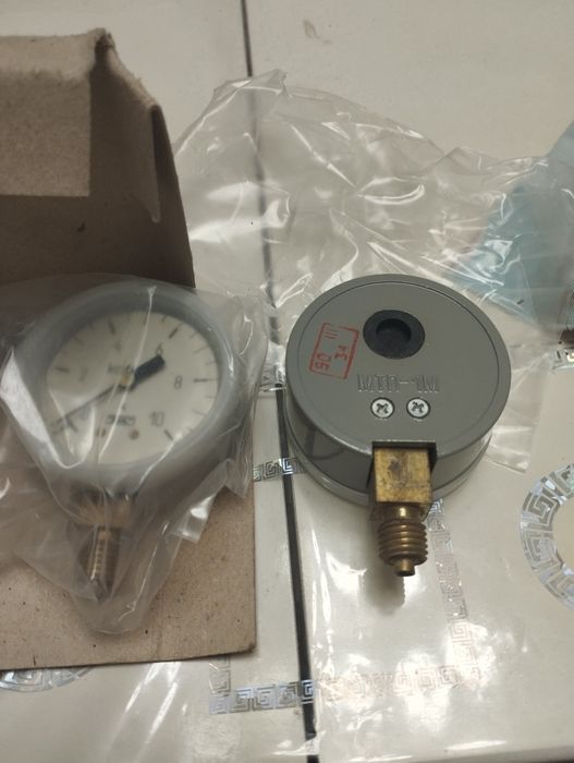 Продам манометры МТП-1М, манометр МП4-У, барометр анероид М-26