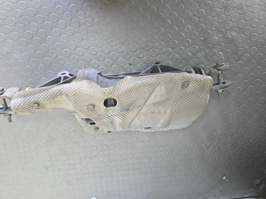 Електрическа рейка за заден мост за Audi Q8 / SQ8