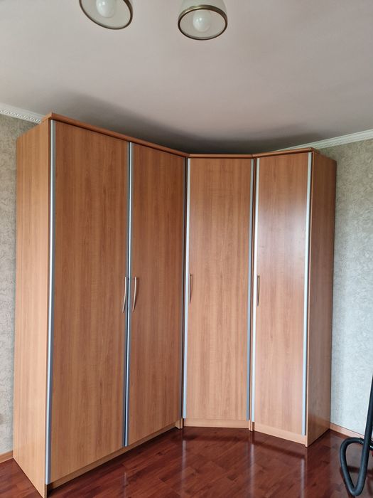 Продам шкаф для одежды