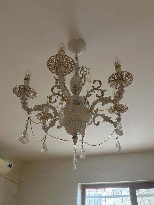 Люстра оте жаксы жагдайда келип карауга болад