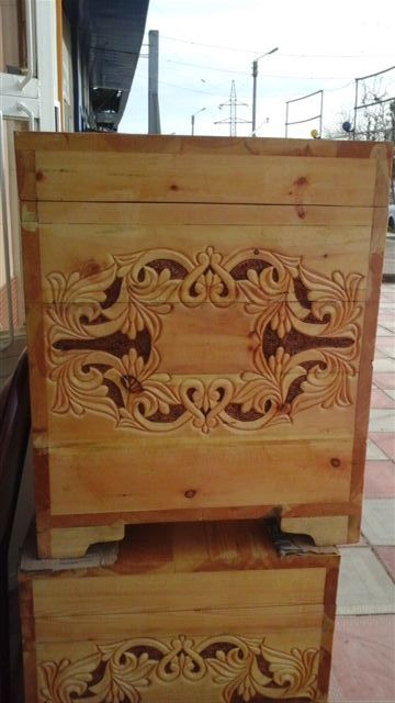 Продаются новые сундуки с резьбой по дере