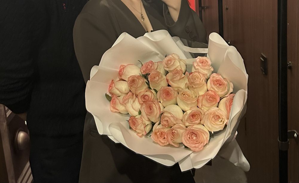 25 шт свежые розы