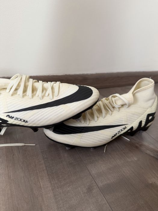 Бутонки Nike Zoom