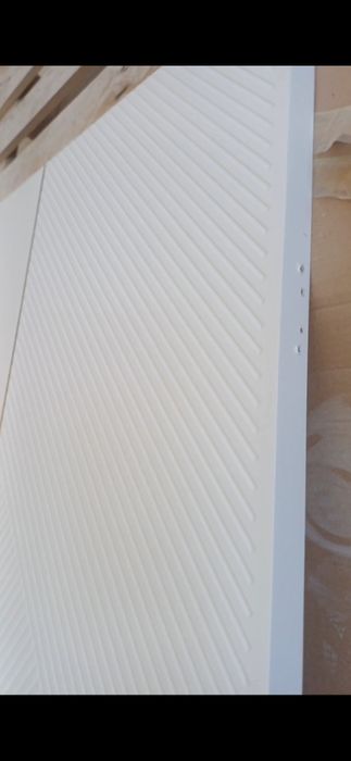 Продам красивую дверь