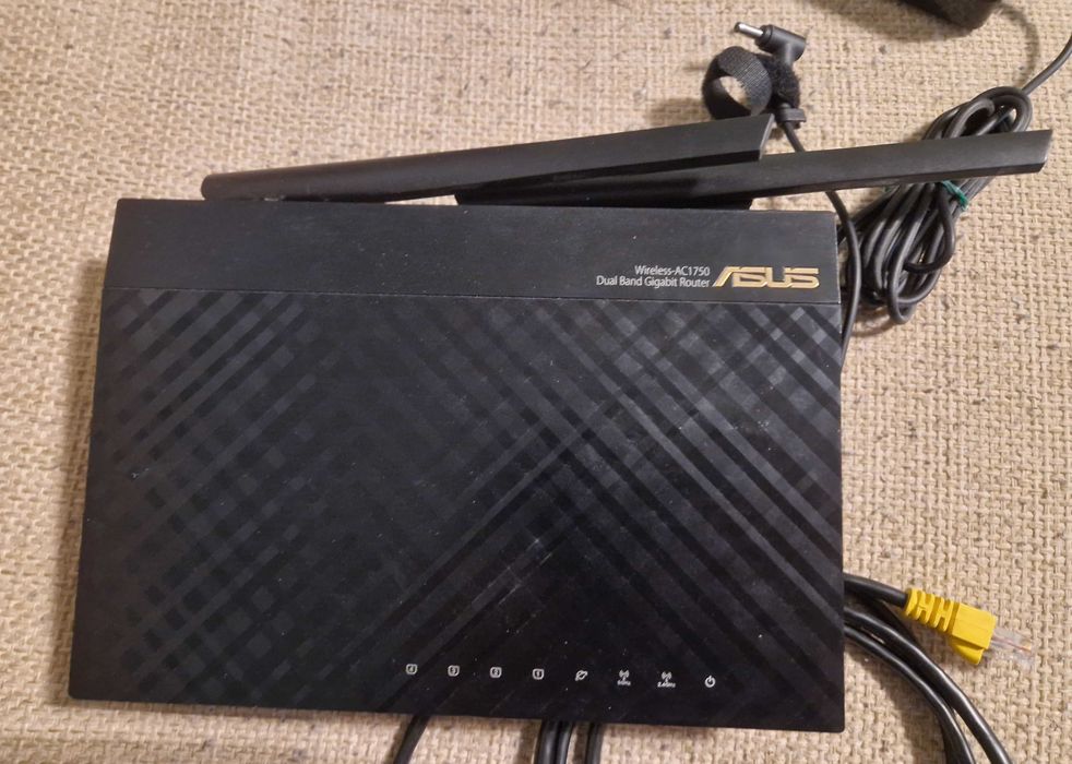 Рутер ASUS RT-AC66 B1