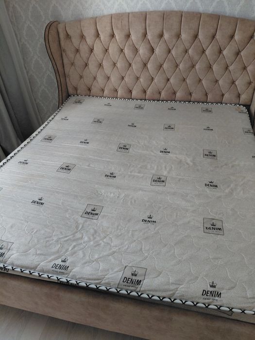 Отдам даром матрас 180*200 б/у