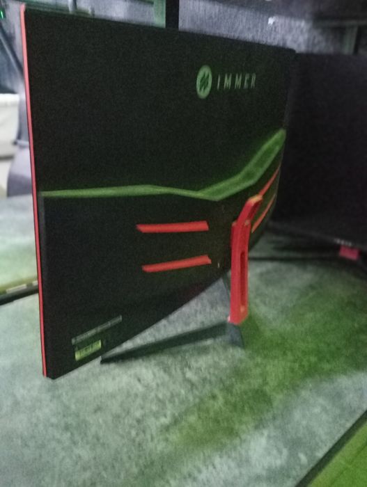 Immer 32 curved 165 hz soni 11 dona bor holati yahwi