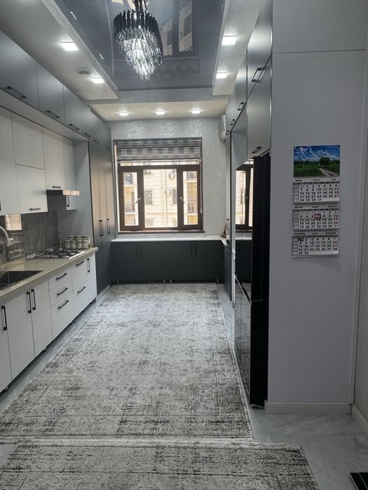 Продается квартира срочно‼️метро Гафур гулям