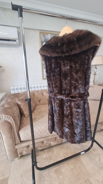 Vestă de blană din nurcă