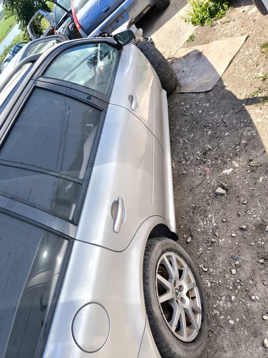 Шкода Октавия На части бензин спорт