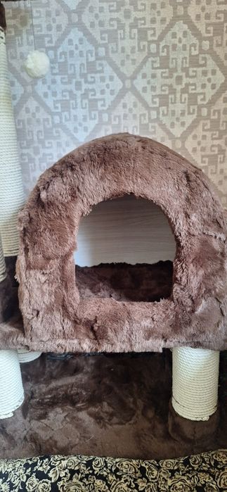 Многоэтажный дом для кошек