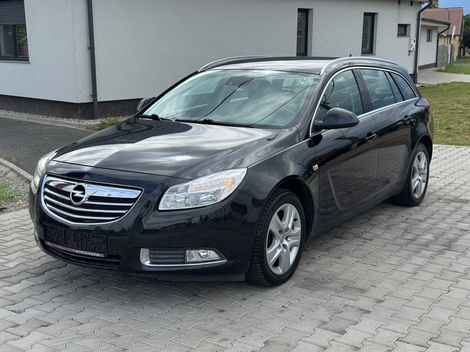 OPEL Insignia 2013