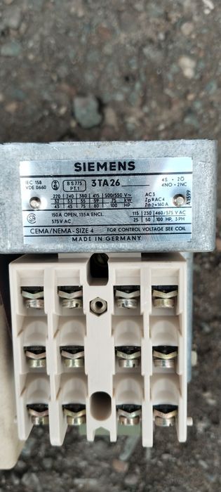 Контактор Contactor Siemens 3TA26-15-0AF