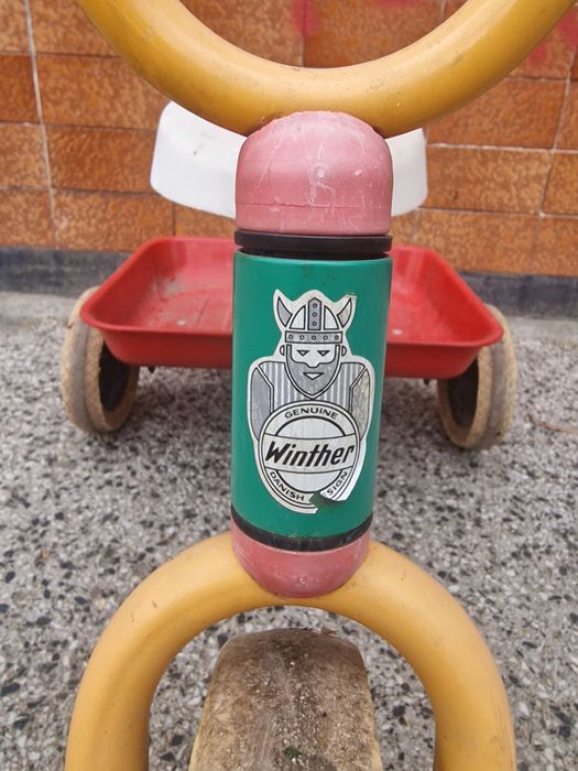 Детска метална триколка WINTHER